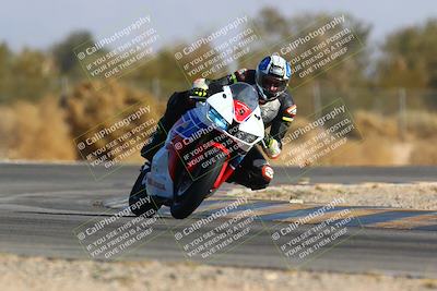 media/Jan-14-2024-SoCal Trackdays (Sun) [[2e55ec21a6]]/Turn 2 (1025am)/